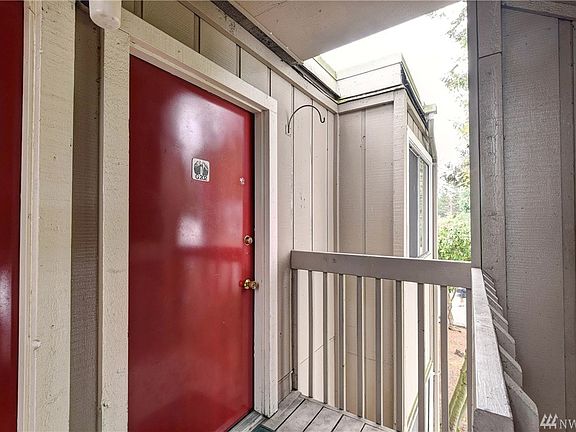 3rd image of 4825 180th St SW APT G202