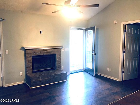 3rd image of 8 Burlington Land Road