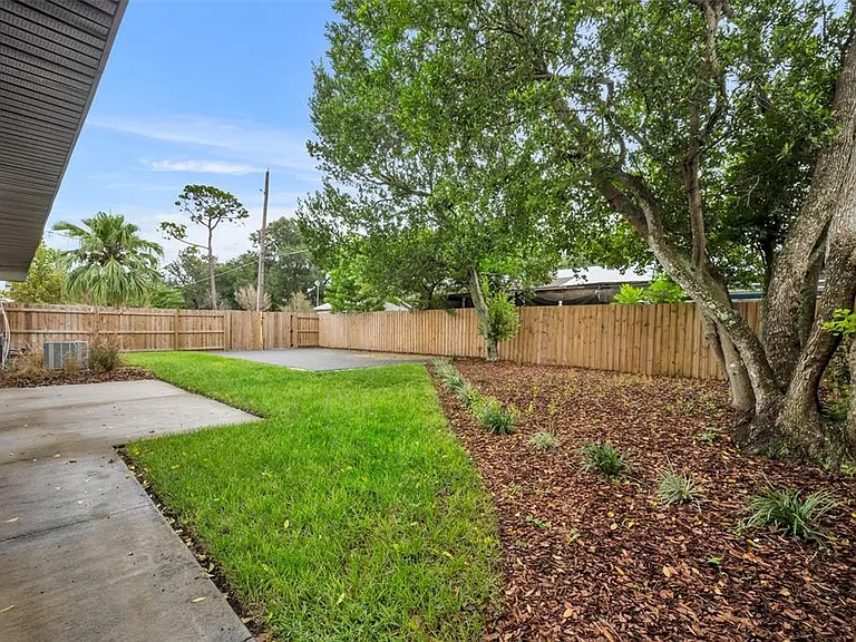 4020 Ibis Dr — Photo 32