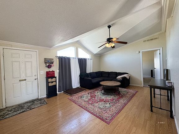4th image of 620 W Upjohn Ave Space 37