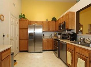 541 Fawn Run Dr, Highland Heights, KY 41076