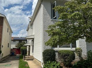 965 Willowbrook Rd, Staten Island, NY 10314