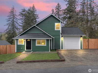 321 SE Second Street, South Prairie, WA, 98385