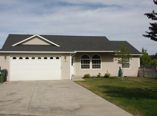 324 Nancy Ct, Moscow, ID 83843