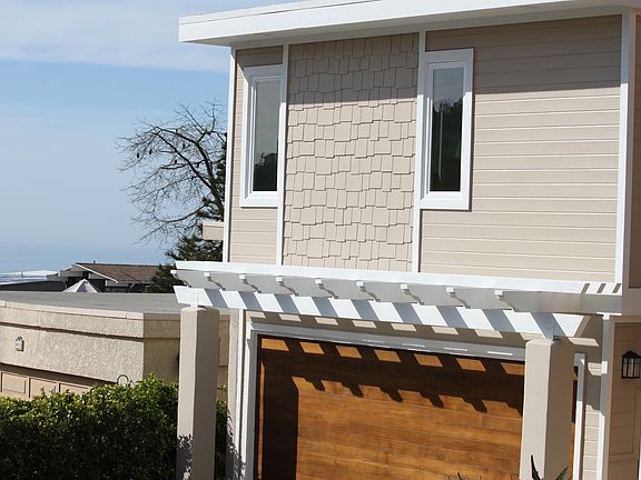 custom door, 2-car garage