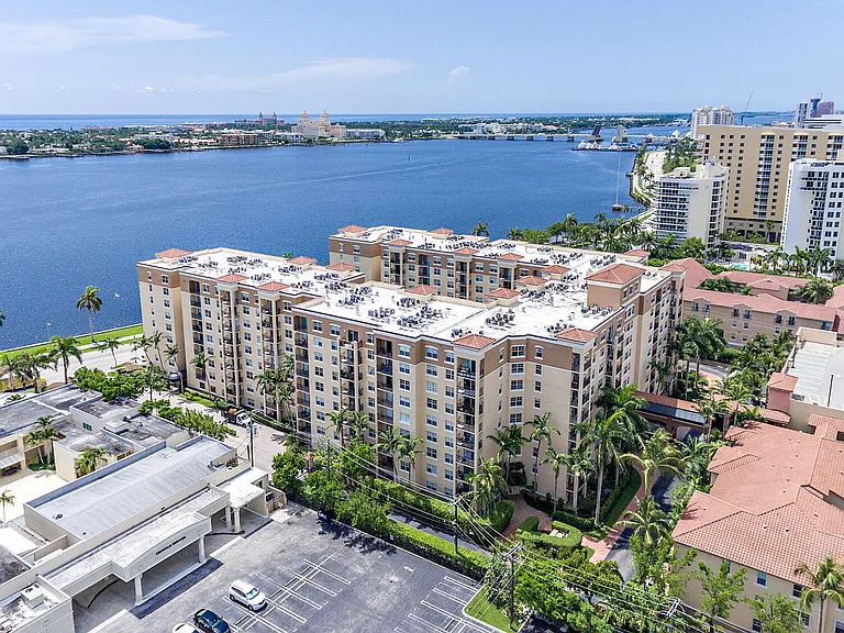 1801 N Flagler Dr #803 — Photo 28