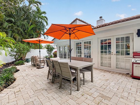 5th image of 7368 Woodmont Court