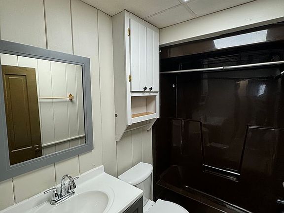 3rd image of 1029-1031 1st Ave #4