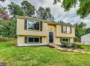 15250 Louis Mill Dr, Chantilly, VA 20151