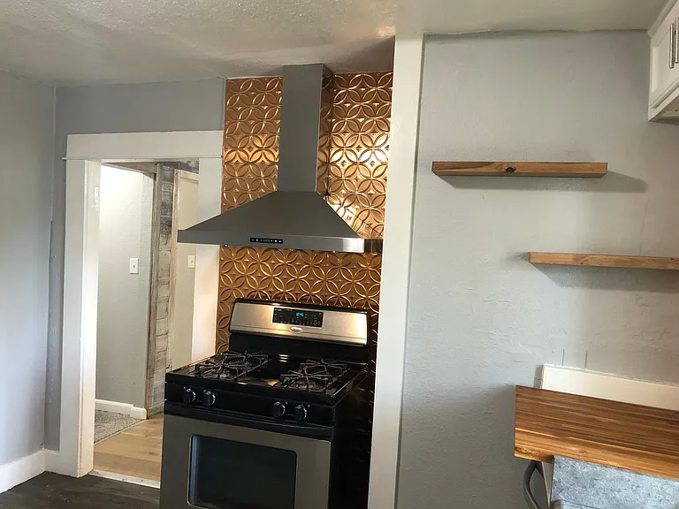 211 Cherry St #A — Photo 9
