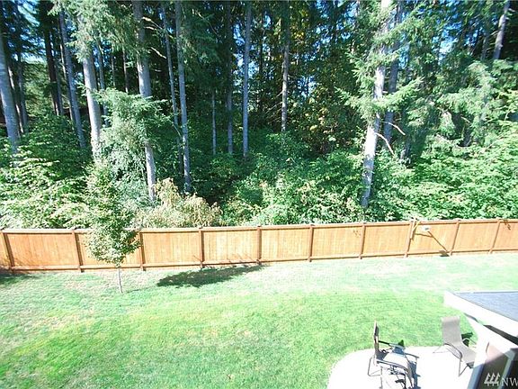 3rd image of 3941 Southlake Dr SE