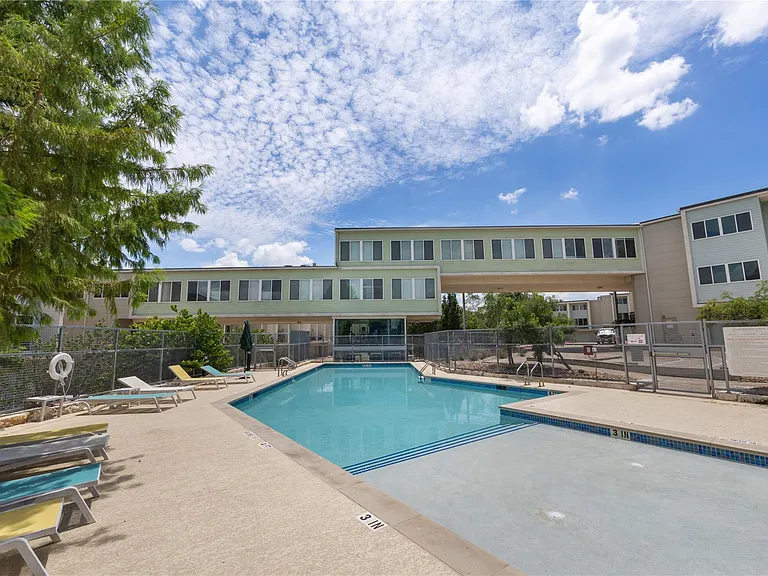 604 N Bluff Dr #225 — Photo 26