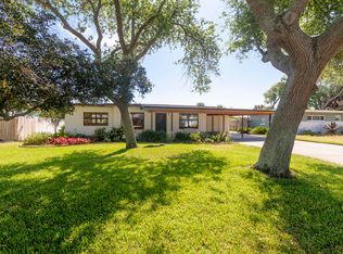 928 Trinidad Rd, Cocoa Beach, FL 32931