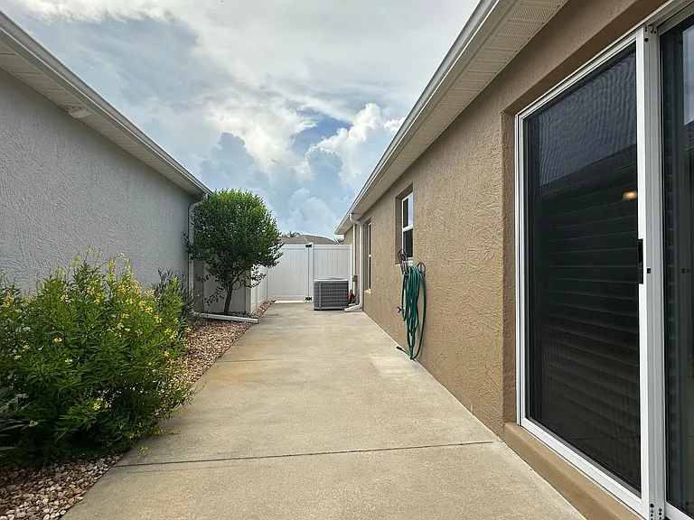 724 Yager Ln — Photo 39