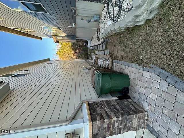 521 Pilot Hill Dr — Photo 4
