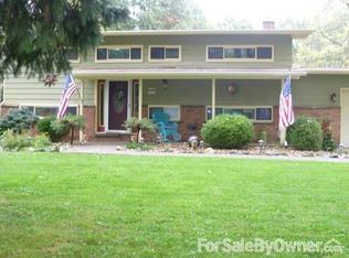 1852 Big Trail Rd, Commerce Township, MI 48390