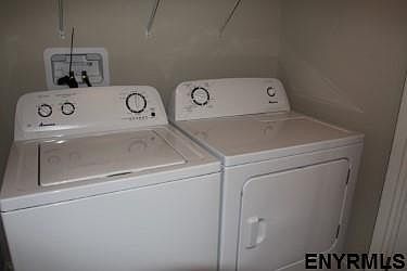 4th image of 25 Santanoni Dr