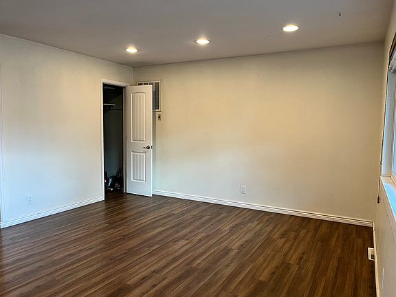 5th image of 341 Orchard St