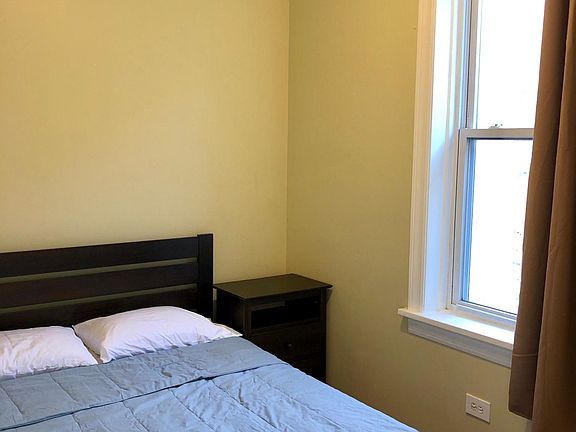 2nd image of 3321 W Belmont Ave #3