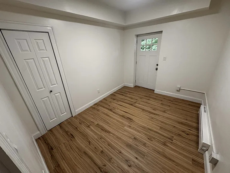 42 Johnston Ave — Photo 8