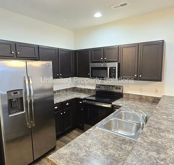 4643 Andros Ln — Photo 10