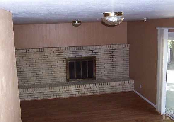 4th image of 5 Aldrin Ct