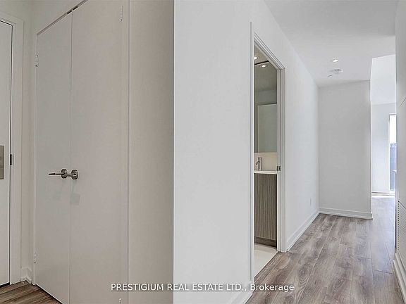 2nd image of 20 Edward St #804