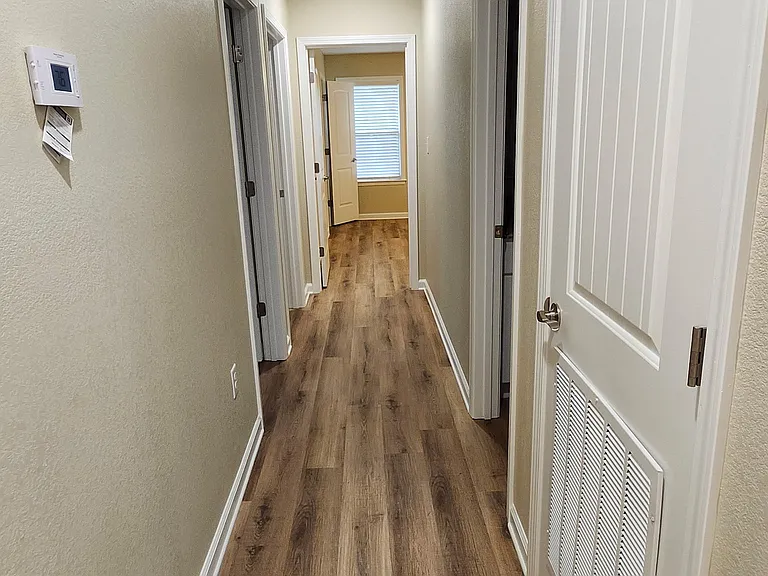 512 N Maple St #512 — Photo 13
