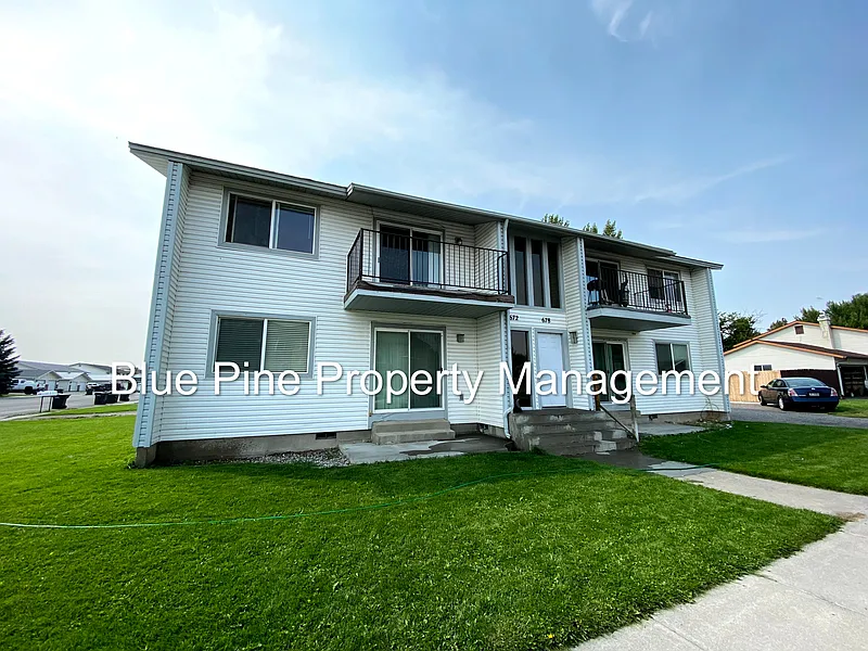 672 Foster Dr