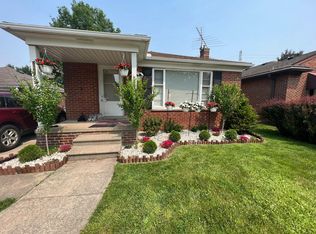 8107 Winona Ave, Allen Park, MI 48101