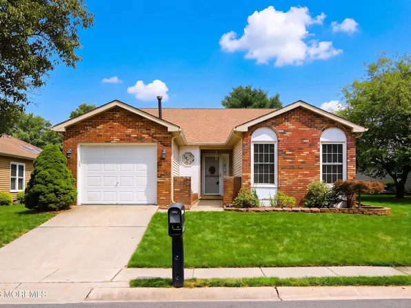 2175 Agincourt Road, Toms River, NJ 08755