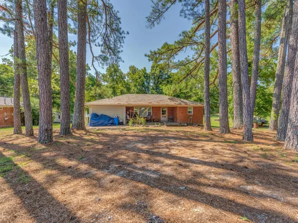 334 Oakwood Dr, Decaturville, TN 38329