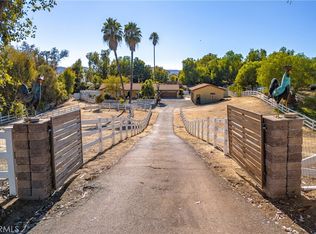 40685 La Colima Rd, Temecula, CA 92591