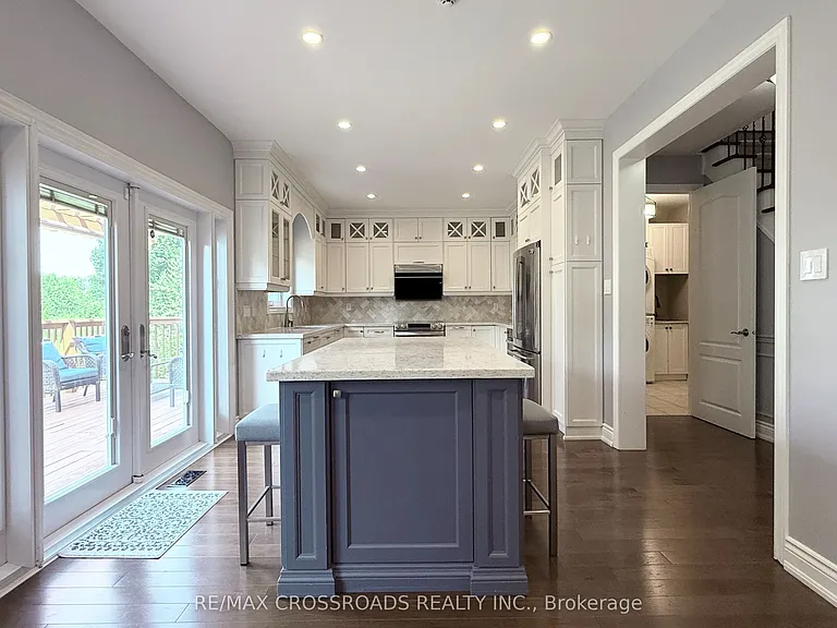 72 Skywood Dr — Photo 15