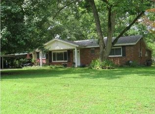 203 Donna Dr, Montgomery, AL 36108