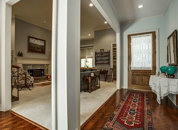 3rd image of 7278 Lane Park Dr