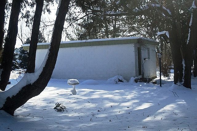 2nd image of 615 S Court St