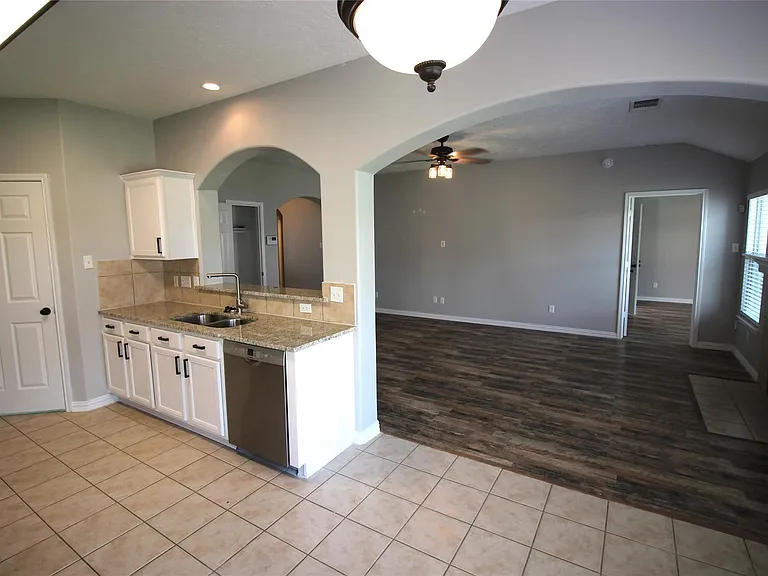 16531 Sperry Gardens Dr — Photo 7