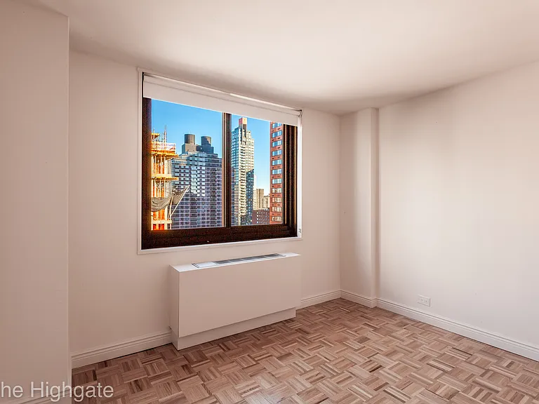 182 E 95th St #19K — Photo 2