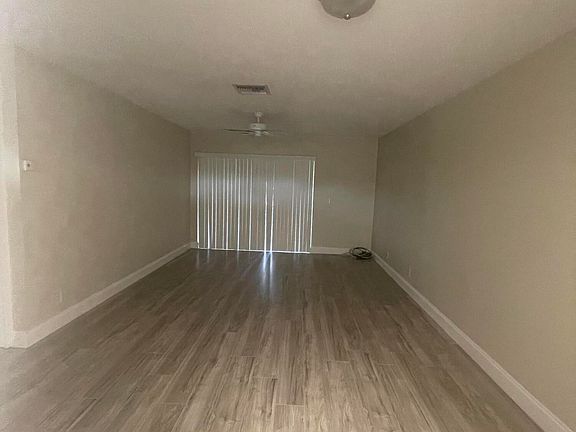 3rd image of 2676 Dudley Dr E APT B