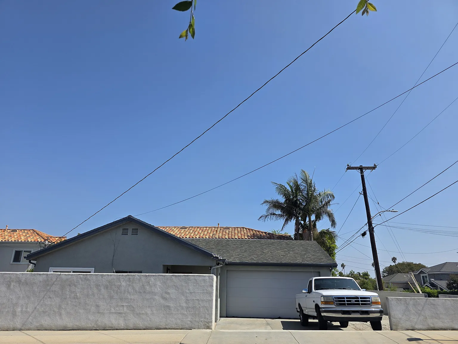 2 bed, 810 sqft, $4,500 — Photo 1