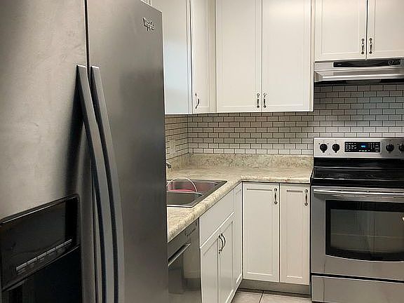 5th image of 118 Nebraska Ave