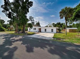 553 San Bernardino St, North Fort Myers, FL 33903