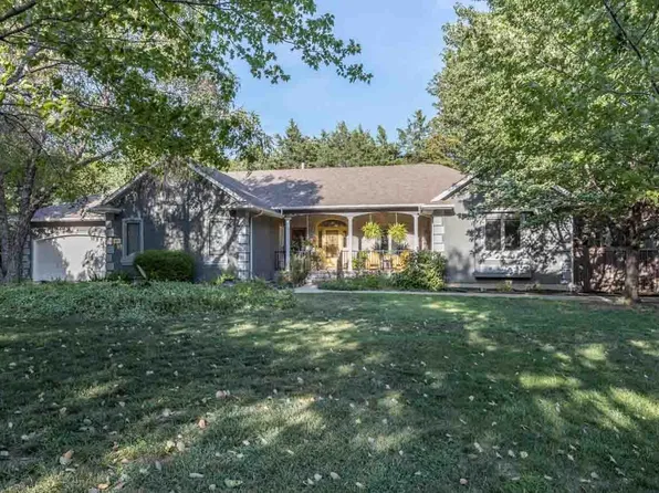 420 W 24th St, Newton, KS 67117