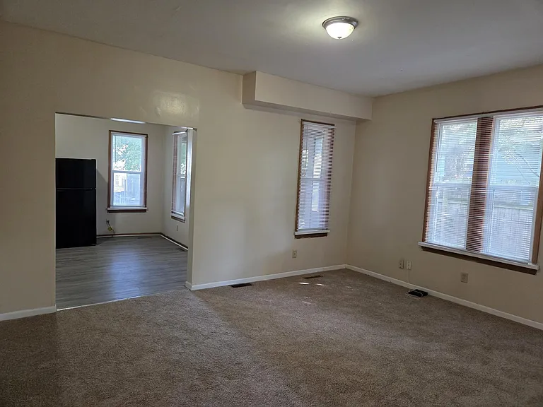 3014 Morgan Ave N #1 — Photo 3