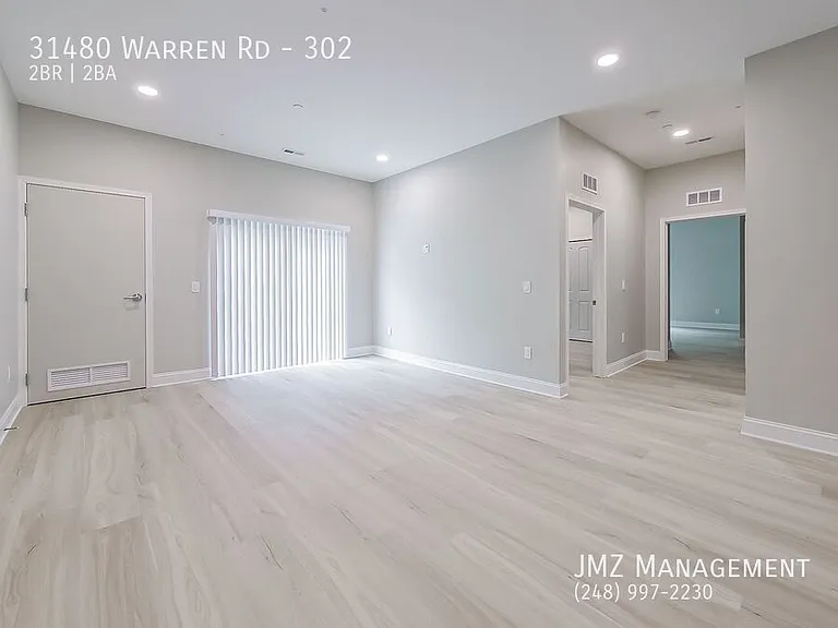 31480 Warren Rd #302 — Photo 11
