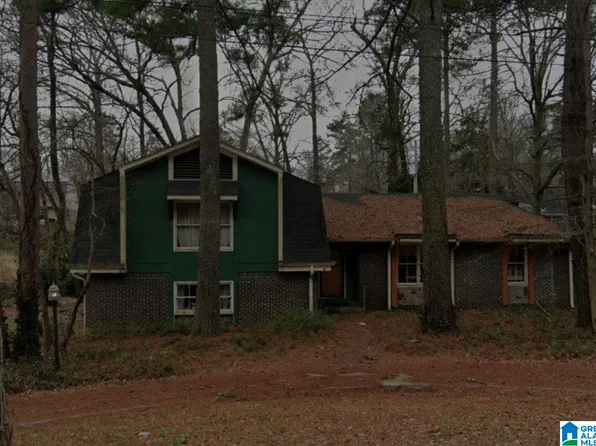 2874 Wisteria Dr, Birmingham, AL 35216