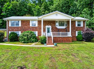 5033 Frontage Rd NW, Cleveland, TN 37312