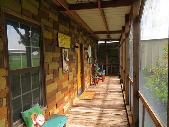 Screened Porch 