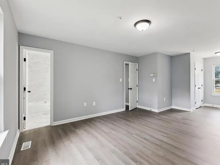6901 Mumford St — Photo 7